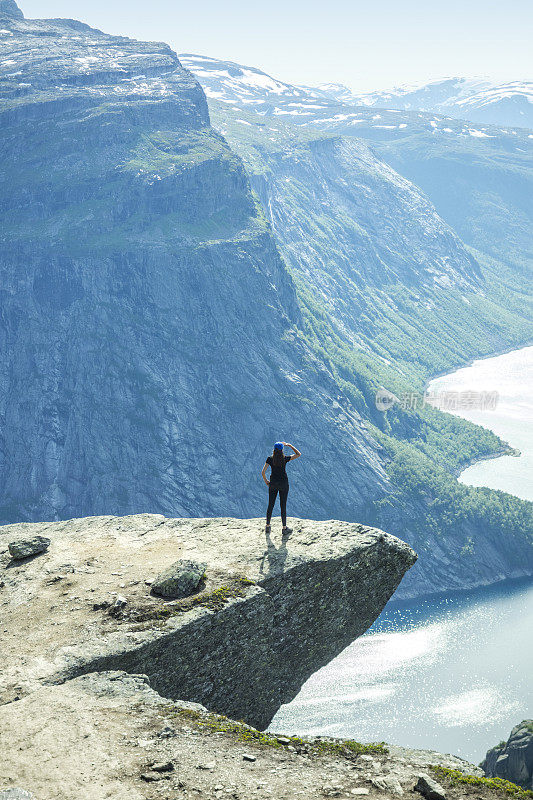 美丽Trolltunga