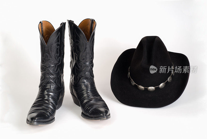 黑色牛仔靴和帽子与Concho帽带。