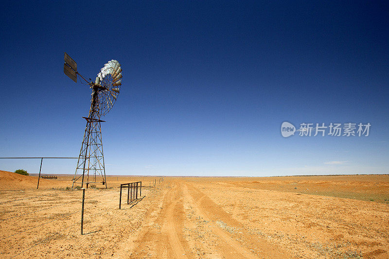 老风车，辛普森沙漠，澳大利亚