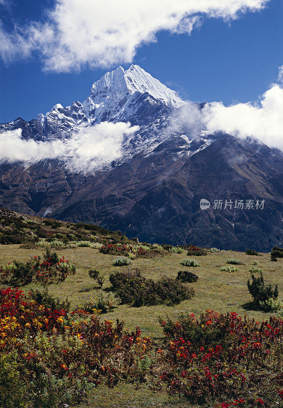 喜马拉雅山上的塔色库。