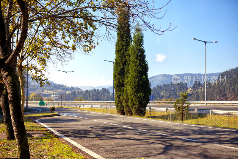 高速公路到自然