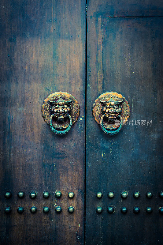 中国传统的门和门环