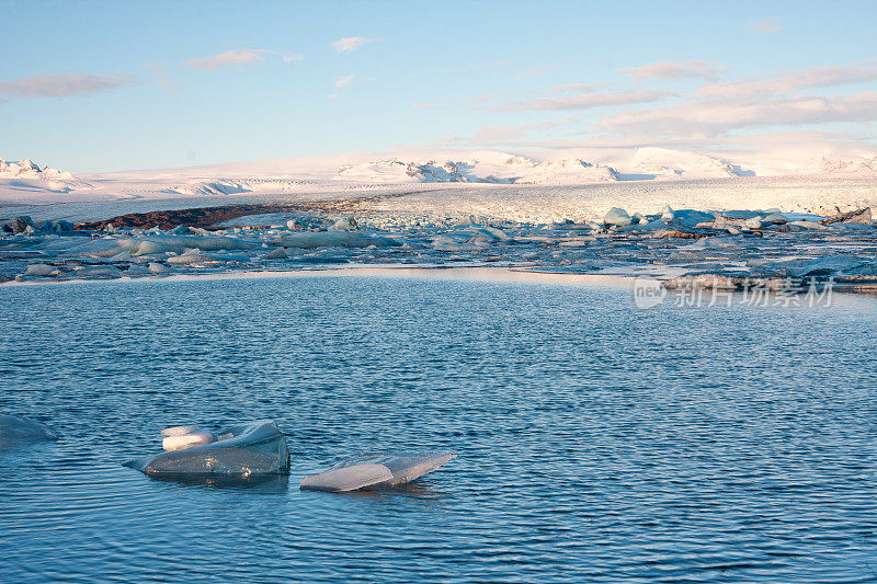 冬天的Jokulsarlon冰湖