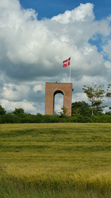 丹麦最著名的灯塔山