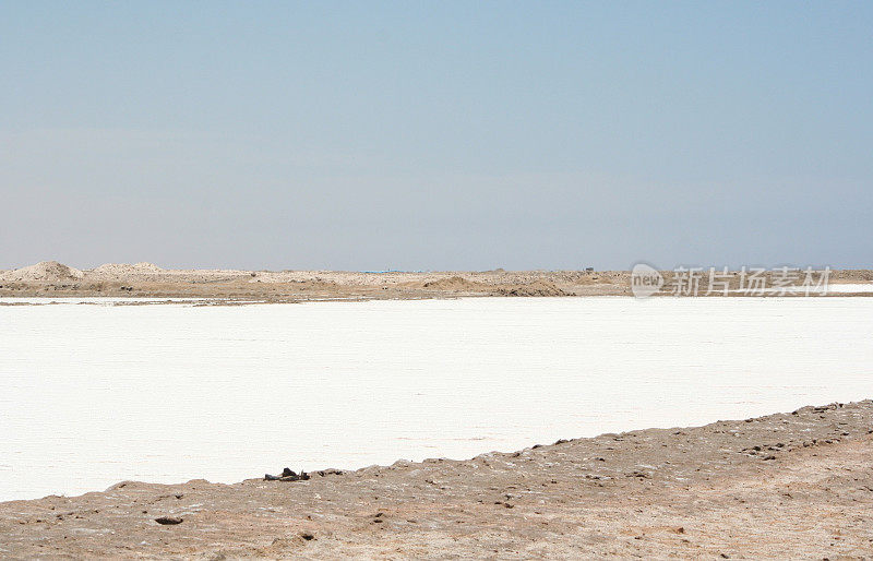 纳米比亚，斯瓦科普蒙德，蒸发池，白色盐晶体
