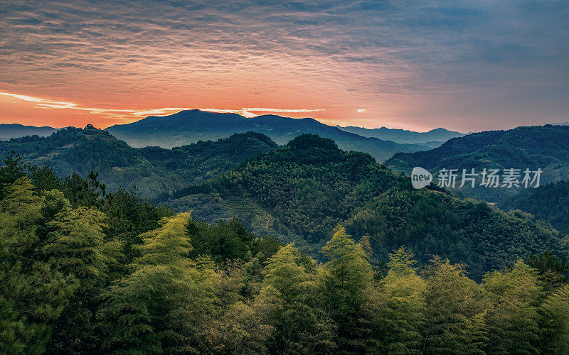 日落时的空中风景