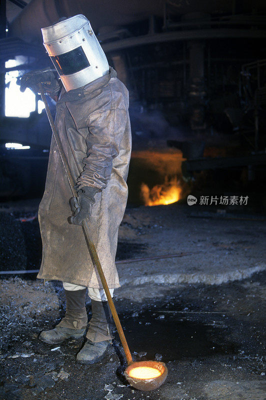 铁工人-冶金