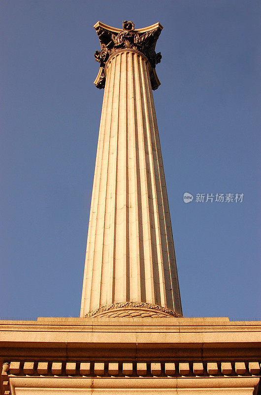 特拉法加广场纳尔逊圆柱