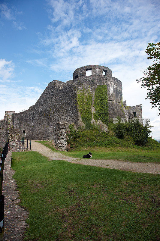 废墟城堡的墙壁细节