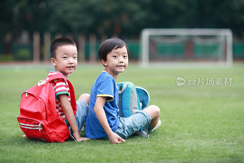 回到学校