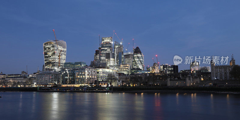 伦敦金融城金融区夜景