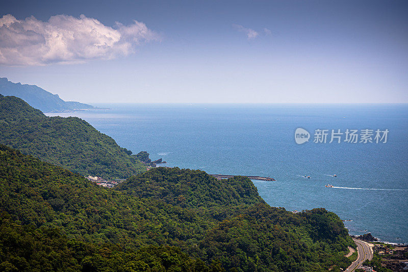 台湾宜兰县外澳海滩，阳光明媚