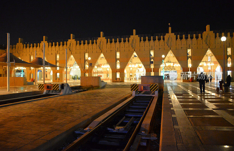 达曼火车站夜间，达曼-利雅得线，沙特铁路组织(SRO)，达曼，东部省，沙特阿拉伯