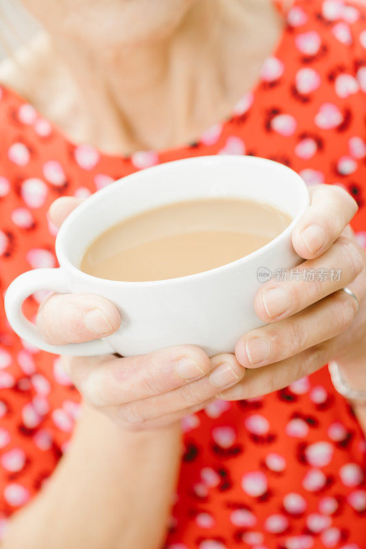 夏日下午一杯茶