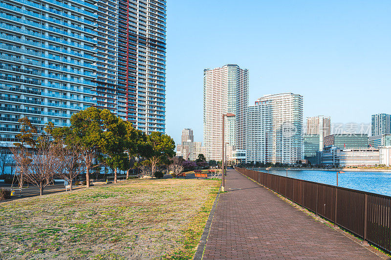 东京Koto区丰洲的高层公寓