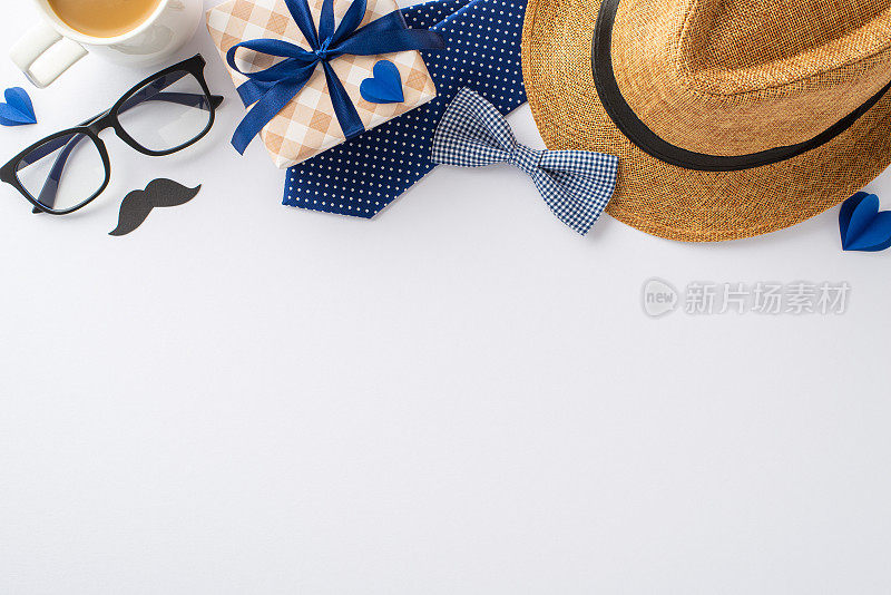 父亲节的喜悦:俯视图展示了草帽，光滑的领带，领结，礼盒，眼镜，胡子，一杯咖啡和白色的纸心。一个理想的设置为父亲节的问候或广告