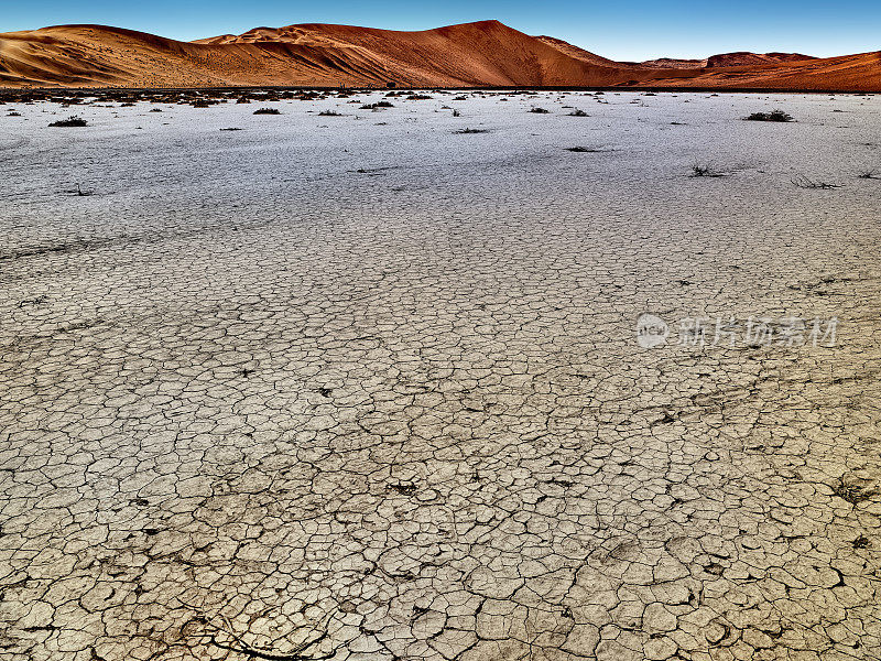 纳米布沙漠的橙色沙丘