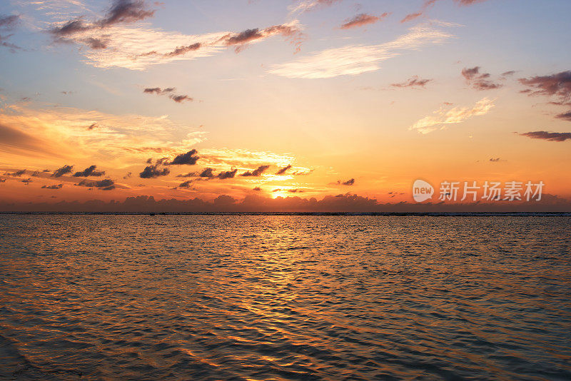 海上日落