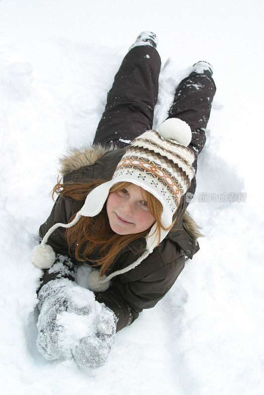 在雪地里