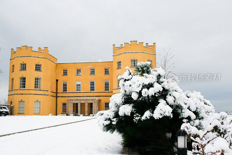 冬天的城堡，英国布里斯托尔的鳏夫之家