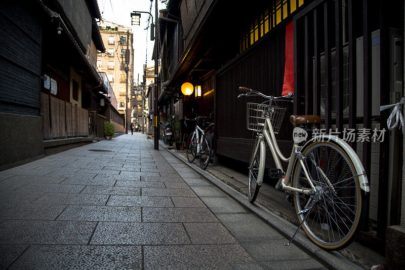自行车和日本巷