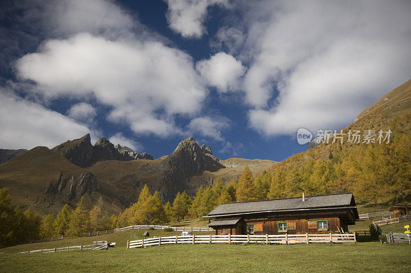 Almhütte