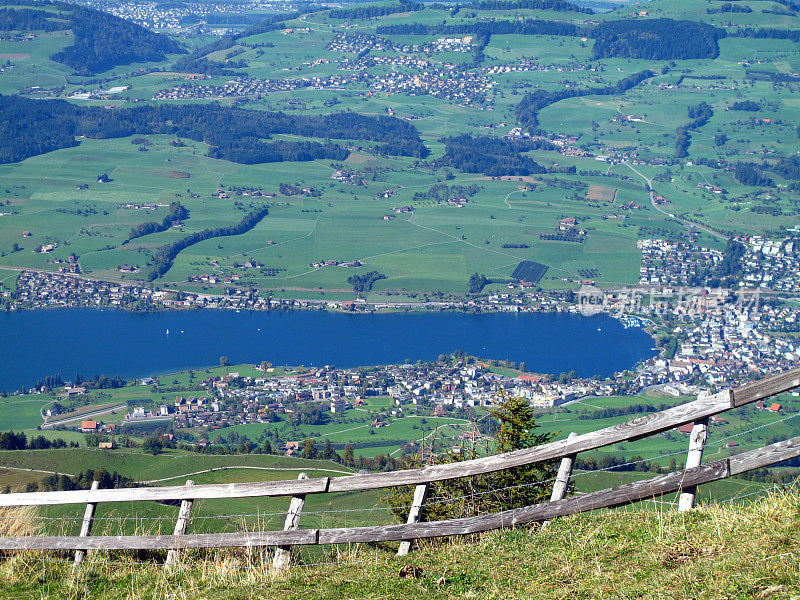 从瑞士的Rigi山上观看