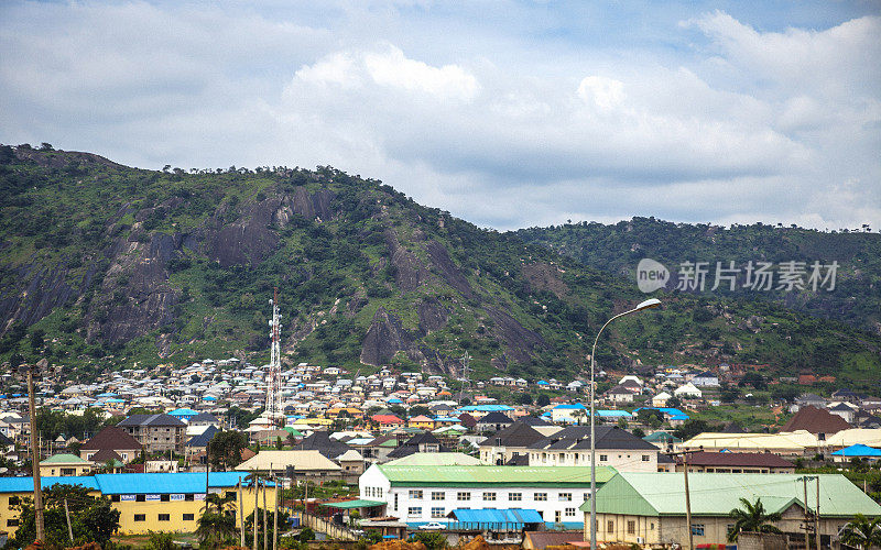 非洲城市郊区，尼日利亚阿布贾。