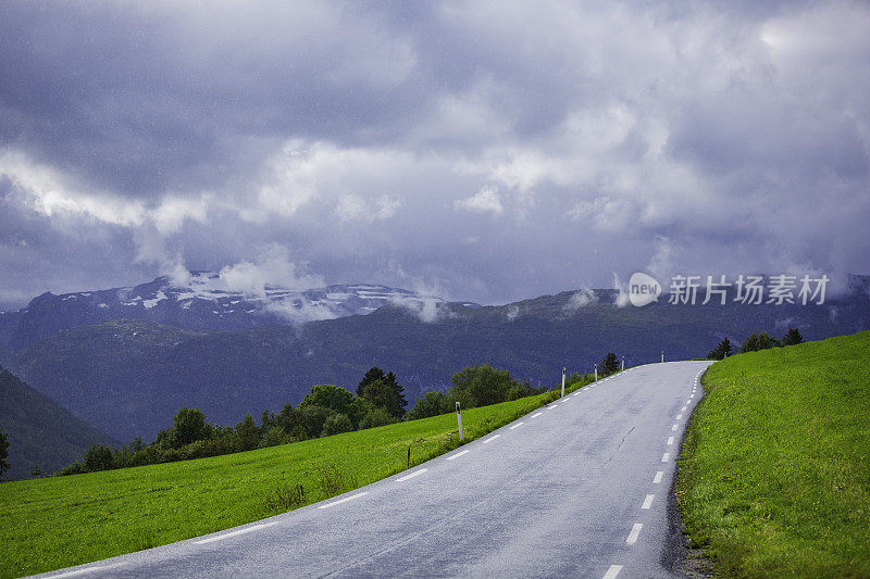 山路