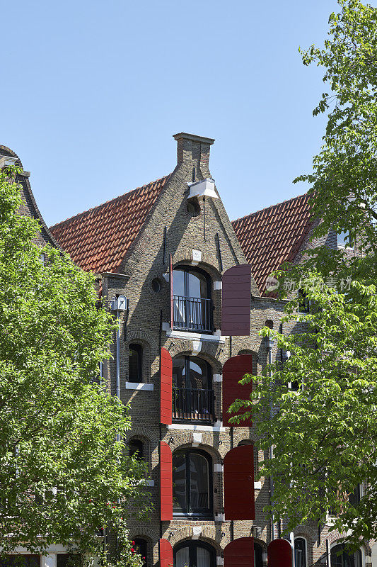 阿姆斯特丹运河住宅，红色百叶窗，Brouwersgracht