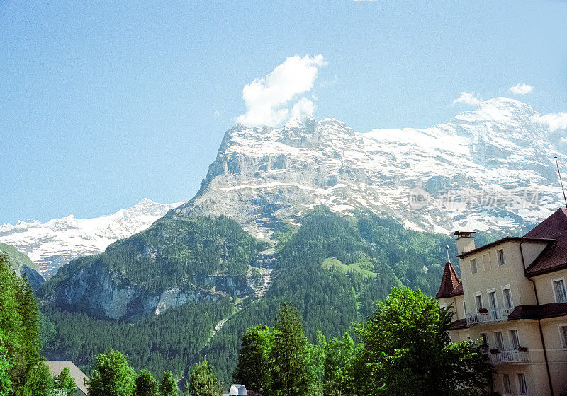 格林德沃山顶