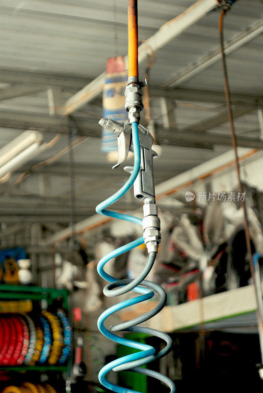 气动螺旋空气软管及其联轴器。