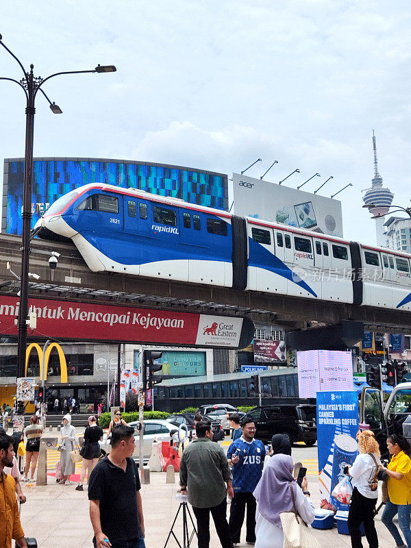 马来西亚吉隆坡武吉民堂的单轨列车