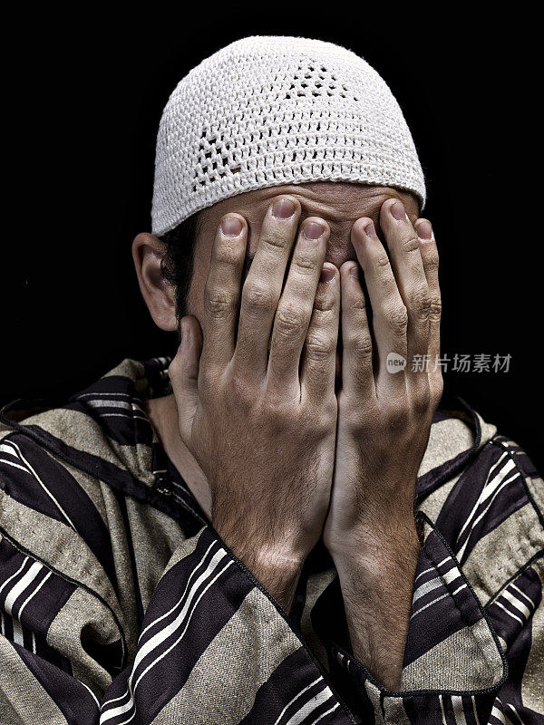 穆斯林男人祷告
