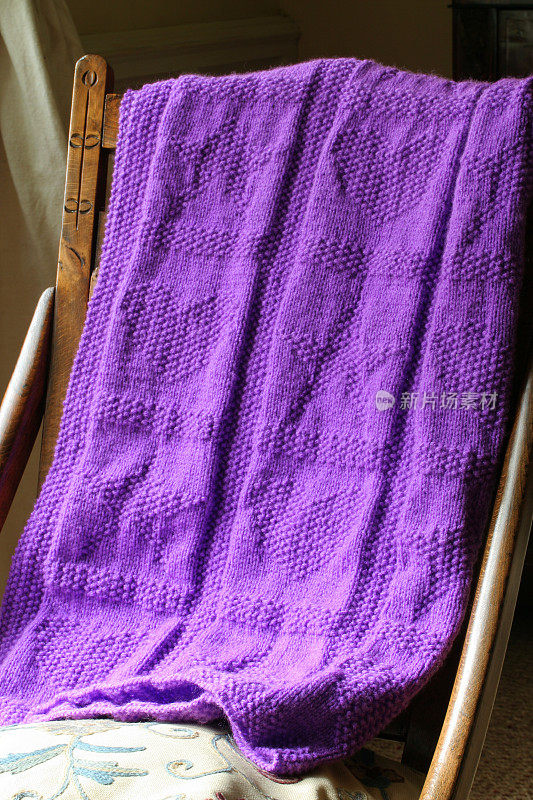 紫色的毯子