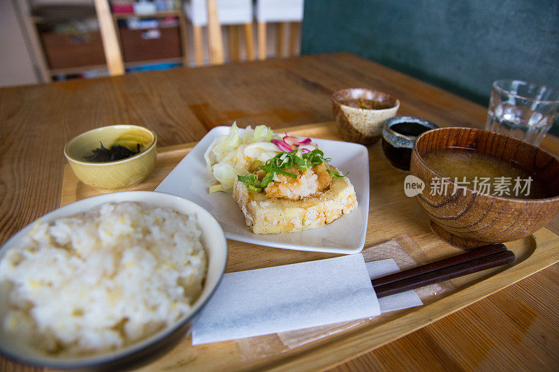 日式炸豆腐午餐