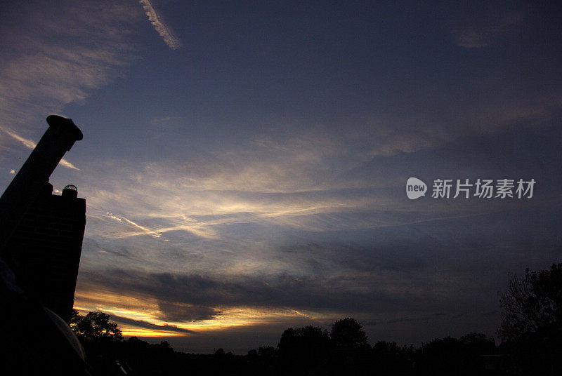 季节的天空看