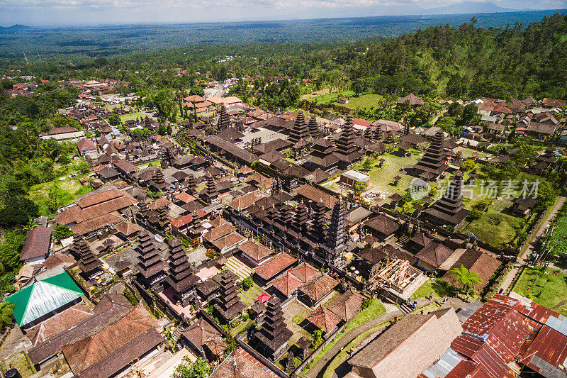 印度尼西亚巴厘岛，寺庙的鸟瞰图