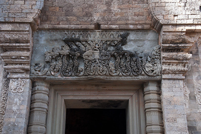 在prerup寺庙门口雕刻的景象，这是一座10世纪的印度教寺庙
