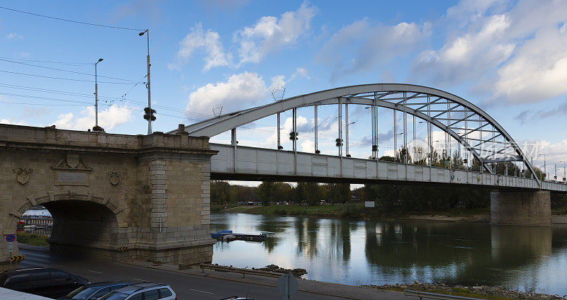 匈牙利塞格德市蒂萨桥的图片