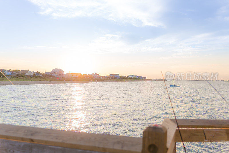 日落时分，维吉尼亚诺福克渔场