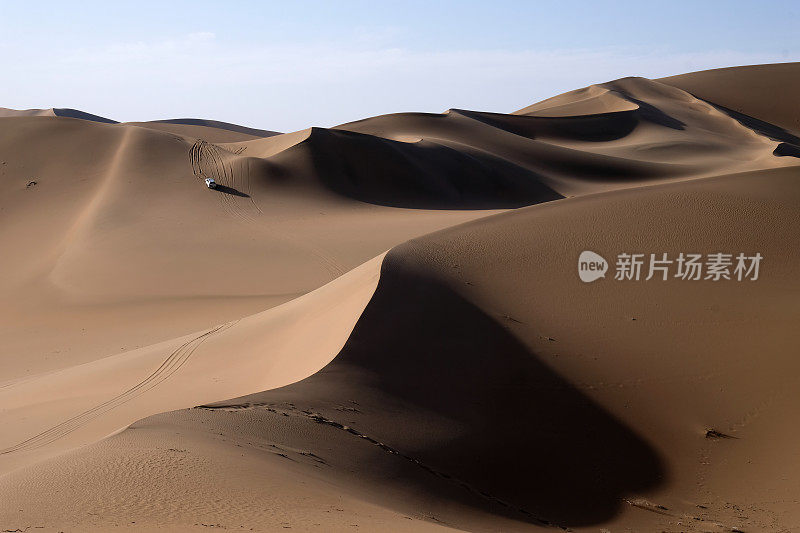 巴丹吉林沙漠沙丘，中国内蒙古