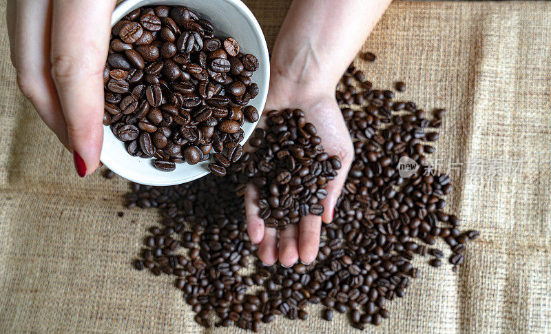 手咖啡豆