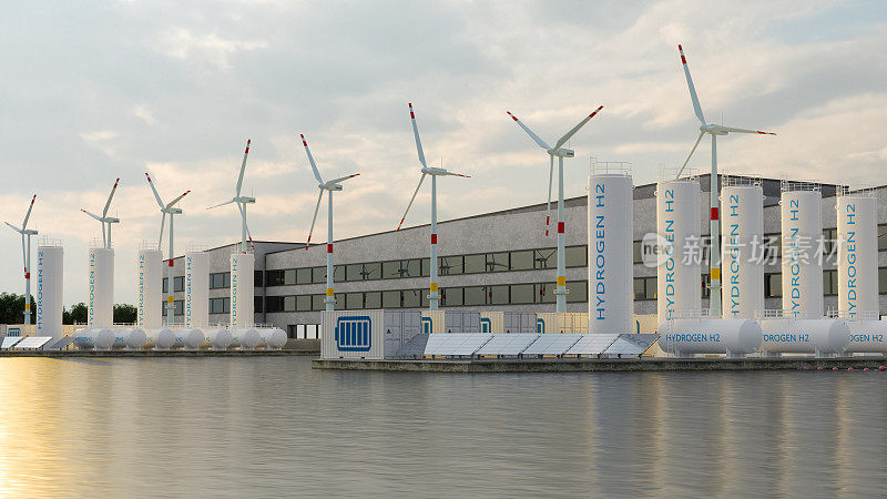 氢储存舱，风力涡轮机，太阳能电池板和锂离子电池容器在海岸。能量存储系统