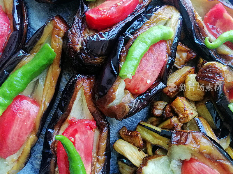 传统的土耳其食物;肉茄子菜，土耳其菜;Karniyarik)