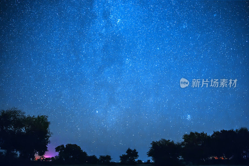 秋天的夜空景观