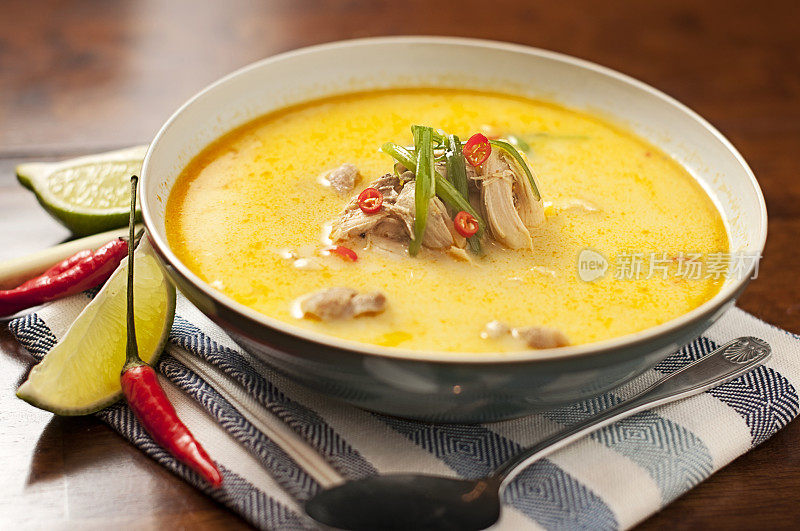 泰国鸡椰子汤-汤姆卡盖