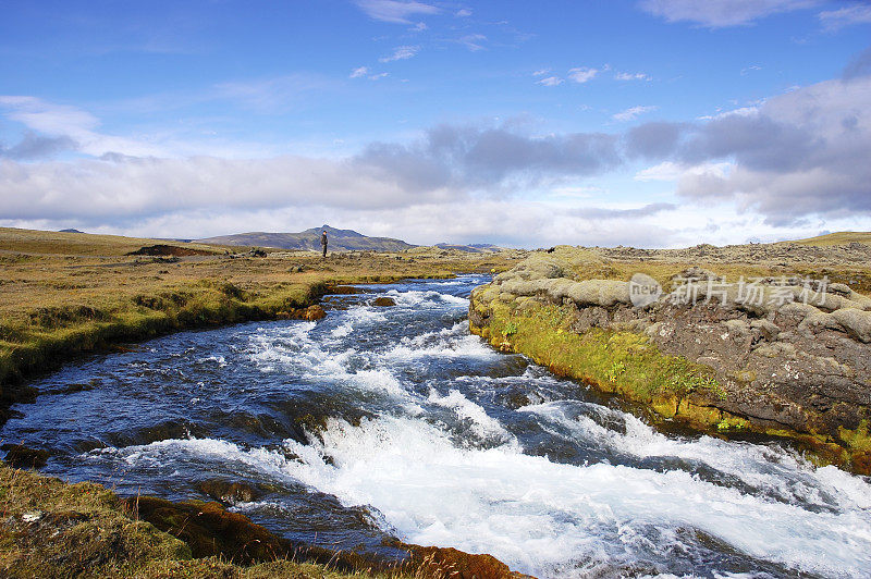 冰岛Myvatn地区的Laxa河