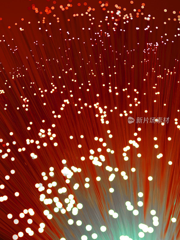 红色光纤电缆