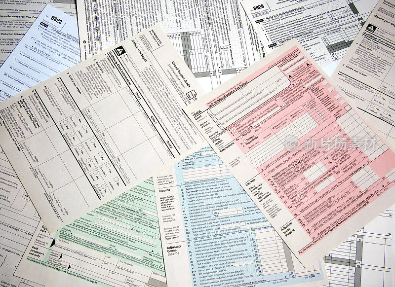 来自美国国税局的一系列所得税表格
